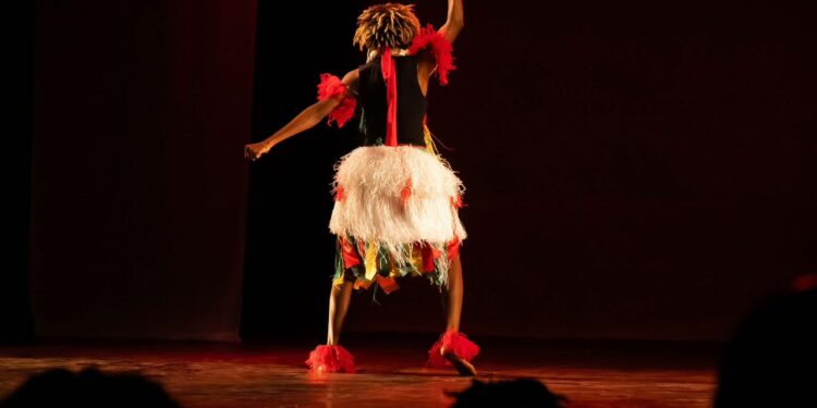 Spectacle : Bikutsi 3000 de Blick Bassy revient à Abidjan le 10 octobre