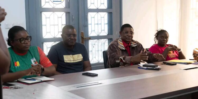 Volleyball : l'État honore sa parole, les Lions et Lionnes encaissent leurs primes