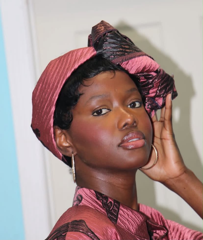 Mode : Solange Omon, la Camerounaise qui décroche les ailes de Victoria’s Secret à 21 ans