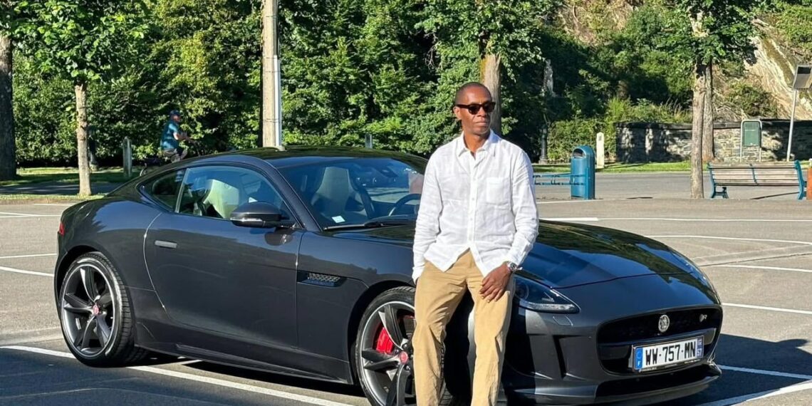 Claudy Siar, l'homme derrière la passion : Les révélations sur l’icône de la radio