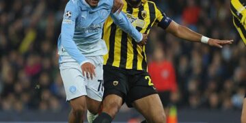 Ligue des Champions : Harold Moukoudi dans la tourmente, une soirée Européenne dominée par les buts